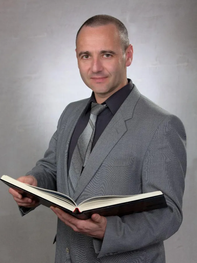 Übersetzer für Russisch Igor Plotkin,Dolmetscher, Dortmund:Optimaler Dialog auf Russisch und Deutsch