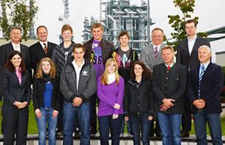 Bild: Neue Auszubildende bei der OMV: Start der Professionals von morgen