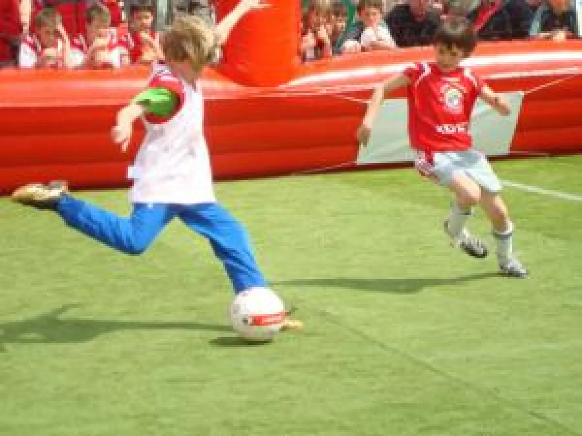 Beim SSC 2008 ist Fußball-Action angesagt. (c) Deutscher Sparkassenverlag 2008