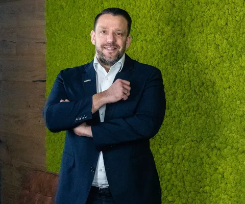 EASYFITNESS' kühner 5-Jahres-Plan: Deloitte-Studie unterstreicht Bestrebungen, die Branche anzuführen Bild: EASYFITNESS' kühner 5-Jahres-Plan: Deloitte-Studie unterstreicht Bestrebungen, die Branche anzuführen