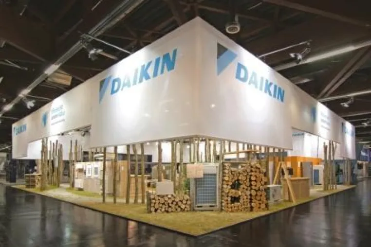 Grüne Wiese, große Wirkung! red dot award für nachhaltiges Messekonzept von Daikin Bild: Grüne Wiese, große Wirkung! red dot award für nachhaltiges Messekonzept von Daikin