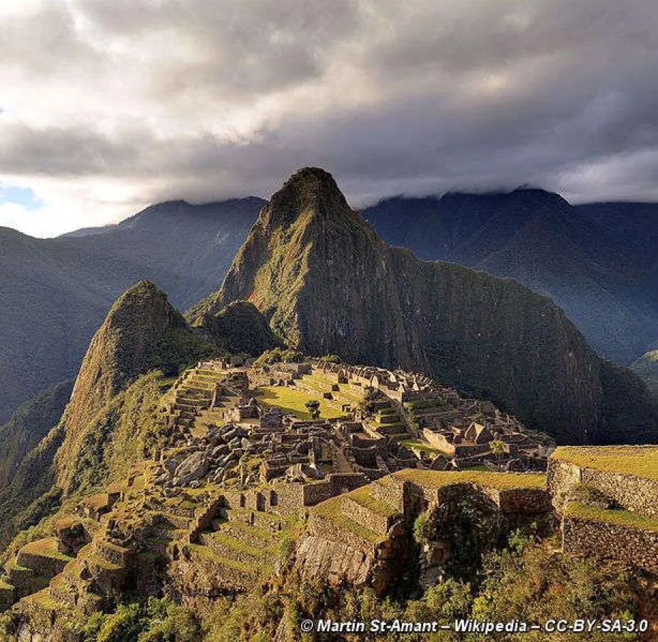 Machu Picchu © Martin St-Amant - Wikipedia - CC-BY-SA-3.0