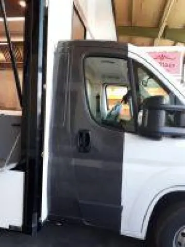 Food-Truck Verklebung Bild: Food-Truck Verklebung