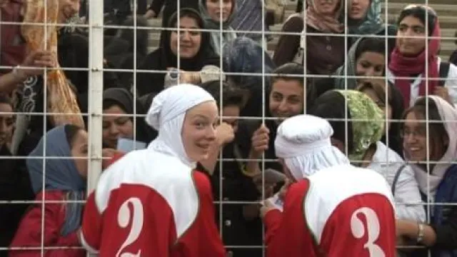 Fußballfieber - auch auf der Leinwand mit "Football Under Cover" Bild: Fußballfieber - auch auf der Leinwand mit "Football Under Cover"