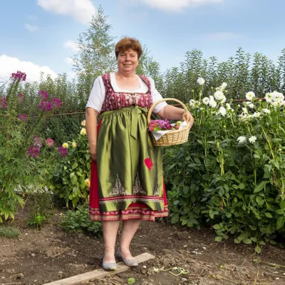 Märchengärten, verwunschene Wälder und immer auch ein Happy-End Bild: Märchengärten, verwunschene Wälder und immer auch ein Happy-End
