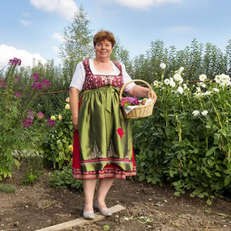 Märchengärten, verwunschene Wälder und immer auch ein Happy-End Bild: Märchengärten, verwunschene Wälder und immer auch ein Happy-End