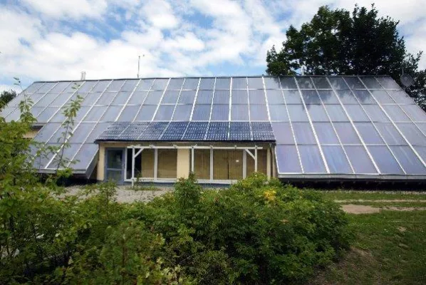 Bild: Regenerative Energie für die Region Mecklenburg-Vorpommern und Brandenburg in der Jugendherberge Mirow 21