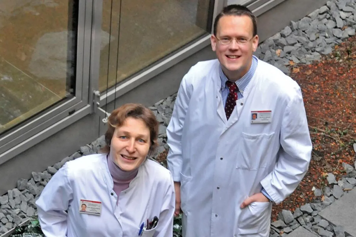 Die Professoren Anke Reinacher-Schick und Roland Schroers