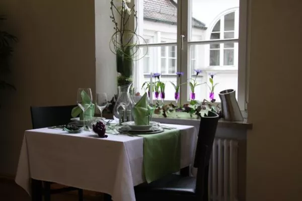 Mit Fantasie und Können: Studierende präsentieren Themenwelten „Der gedeckte Tisch“ Bild: Mit Fantasie und Können: Studierende präsentieren Themenwelten „Der gedeckte Tisch“