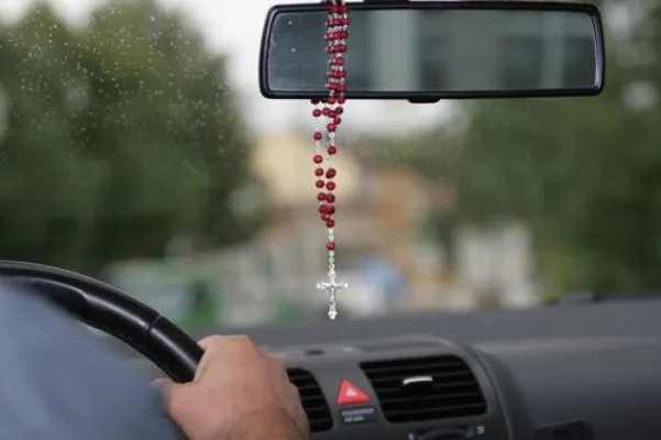 Bild: Vatikan nimmt Verkehrssünder ins Gebet