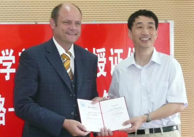 Bild: Robert Fellner-Feldegg nun auch Professor