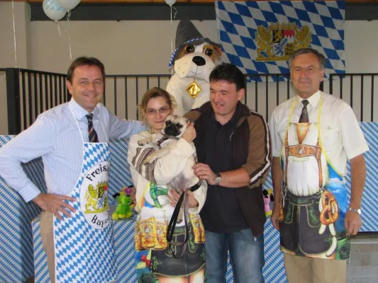 Österreichs 1. Dogtoberfest, dem Oktoberfest für Zwei- und Vierbeiner in der Thermenlandklinik Rax Bild: Österreichs 1. Dogtoberfest, dem Oktoberfest für Zwei- und Vierbeiner in der Thermenlandklinik Rax