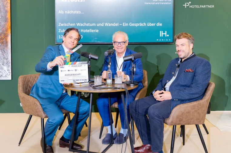 Bild: Wenn der Mensch zum Luxus wird: Live-Podcast von HotelPartner löst Debatte über die Zukunft der Hotellerie aus