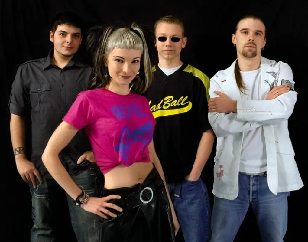 Rocquette (v.l.n.r.: TMP, Barbie Hardrock; Dojo und Freak)