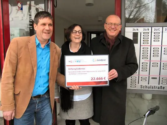 Bild: Glücksspirale unterstützt mit 22.666 Euro die Immenstaader "Lebensräume für Jung und Alt"