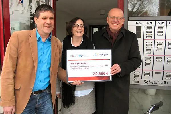 Glücksspirale unterstützt mit 22.666 Euro die Immenstaader "Lebensräume für Jung und Alt" Bild: Glücksspirale unterstützt mit 22.666 Euro die Immenstaader "Lebensräume für Jung und Alt"