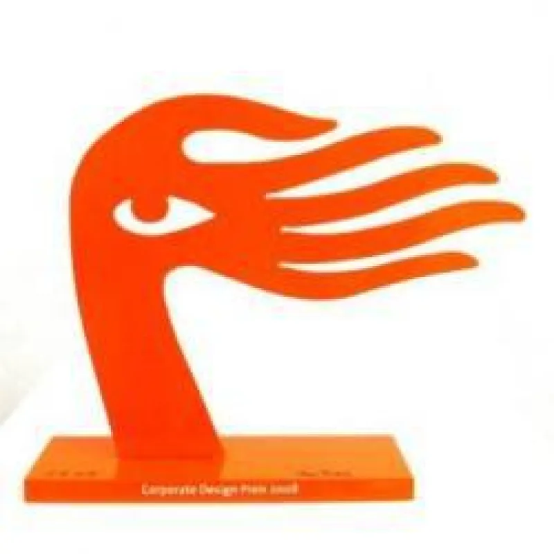 Diese Stahlskulptur erhält der Gewinner des Corporate Design Preis 2017