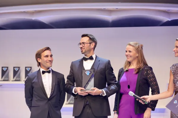 Bild: Auszeichnung für Mint Solutions beim Headhunter of the year Award 2019
