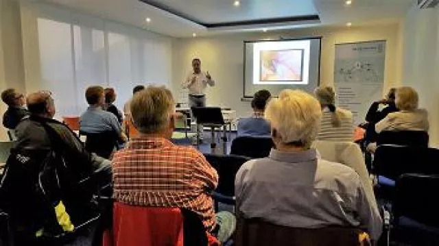 Bild: Fachärzte Rhein-Main informierten ausführlich rund um das Thema „Leisten- und Nabelbrüche“