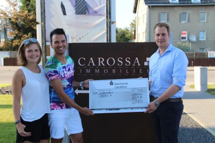 Bild: GLÜCKLICHE SIEGER – Carossa Immobilien Fotoaktion