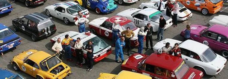 Bild: Roland Asch als GLP-pro Gasstarter bei den Hockenheim Classics