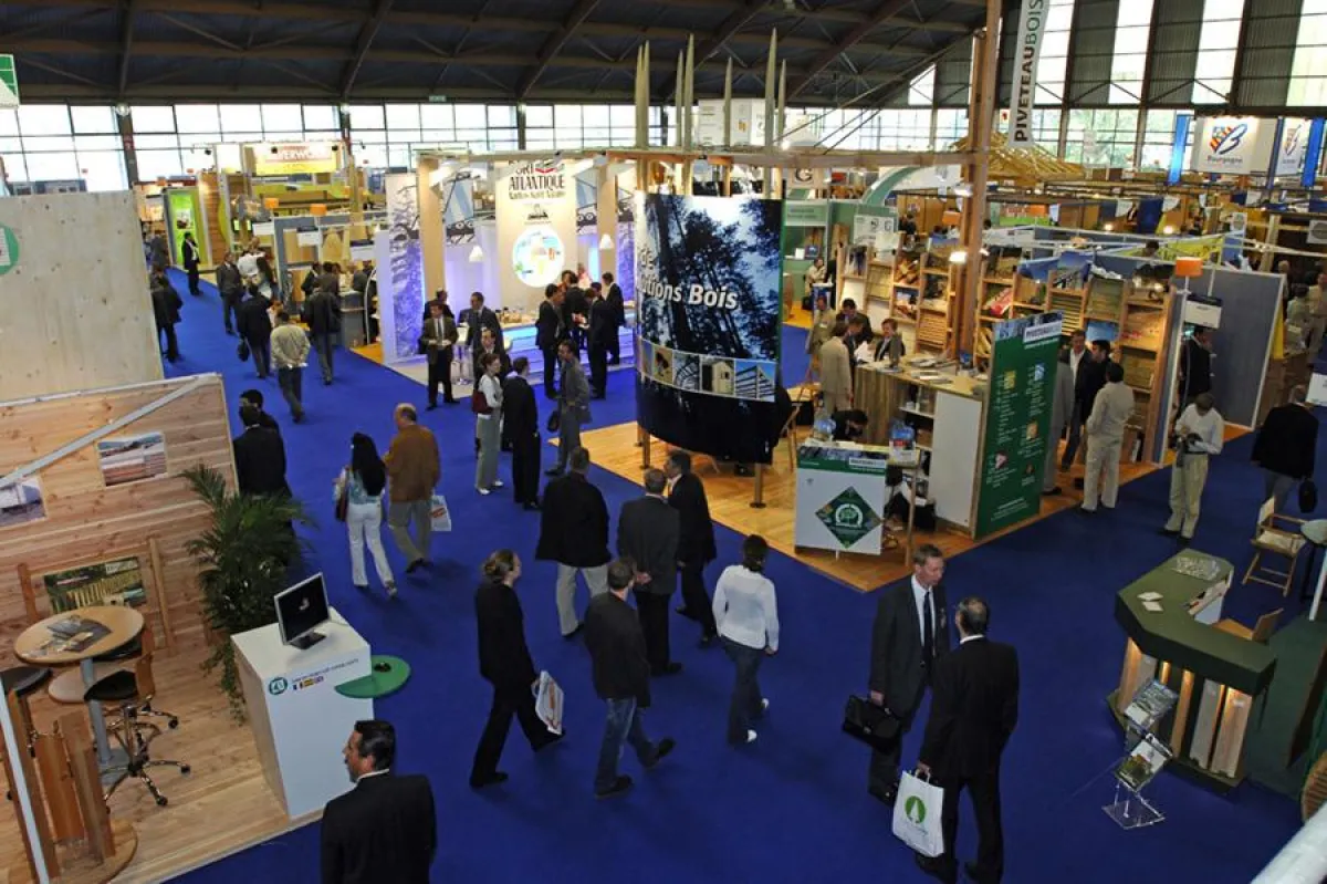 Drei Tage lang vereint die Fachmesse „Carrefour International du Bois“ Holzspezialisten aus der ganzen Welt.