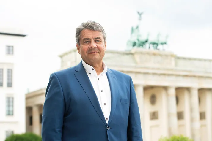 Sigmar Gabriel unterstützt Top Job-Projekt Bild: Sigmar Gabriel unterstützt Top Job-Projekt