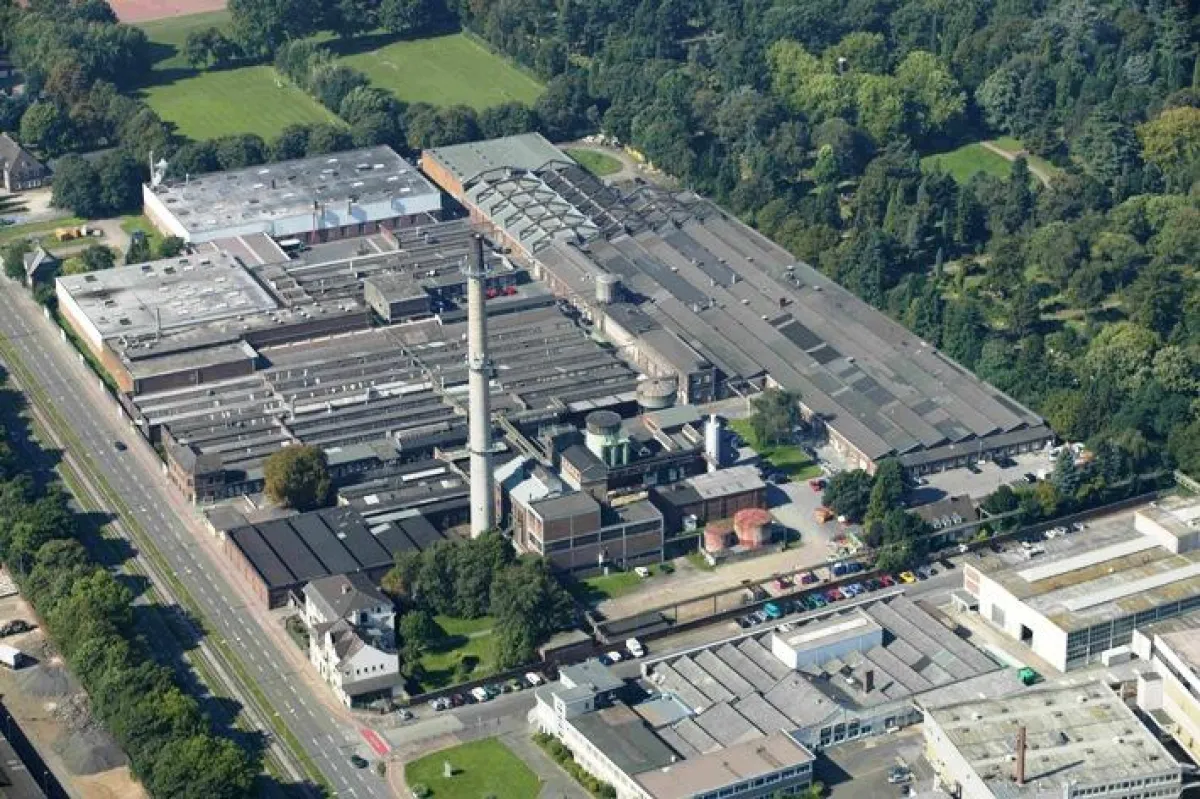 Das Betriebsgelände der TAG COMPOSITES & CARPETS GmbH an der Gladbacher Straße in Krefeld.