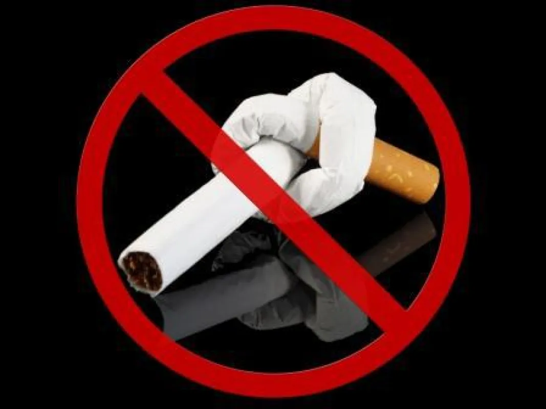 Stop Smoking mit Jollydays  ©  ExQuisine-Fotolia.com  Abdruck honorarfrei bei Nennung von Jollydays