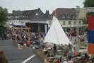 Mobiler Hochseilgarten für Jedermann in der Stadt Bild: Mobiler Hochseilgarten für Jedermann in der Stadt