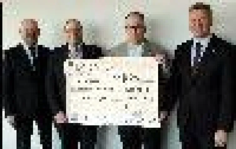 Bild: Kreissparkasse fördert Ausbildung von Trauerbegleitern