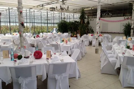 Bild: In- & Outdoor Catering – Services: Von ganz klein bis ganz groß