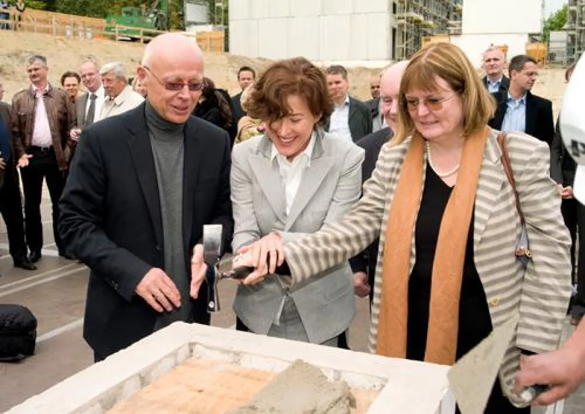 Stofanel Investment AG legt Grundstein für erstes Bauprojekt in Berlin