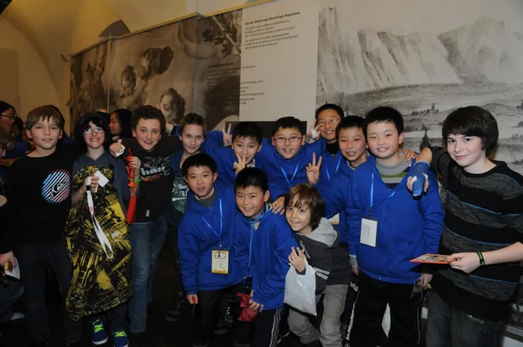 Bild: China meets Tyrol - Shanghai Children's Radio Chorus zu Besuch bei den Wiltener Sängerknaben