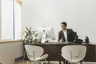 Bild: Finanz-Trends 2017 - Informations- und Empfehlungssuche wandert in die soziale Netzwerke