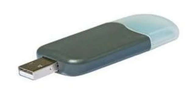 Bild: iDTRONIC präsentiert seinen neuen USB Stick Reader EVO UHF