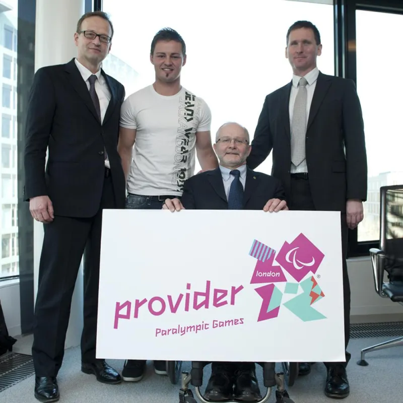 v.l.nr.: Dr. Helmut Pfuhl (Otto Bock HealthCare), Heinrich Popow, Sir Phil Craven (IPC), Chris Holmes (LOCOG)