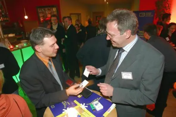 Neue Businesskontakte knüpfen - live und virtuell - bundesweit Bild: Neue Businesskontakte knüpfen - live und virtuell - bundesweit