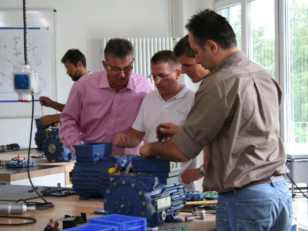 Bock Schulungsleiter Peter Spies in Aktion