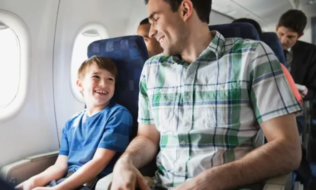Bild: Stressfrei mit Kindern fliegen