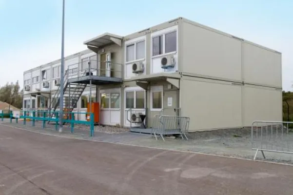 Bild: ELA Räume am Fährhafen Sassnitz - Windparkbauer nutzen Büros als Basis