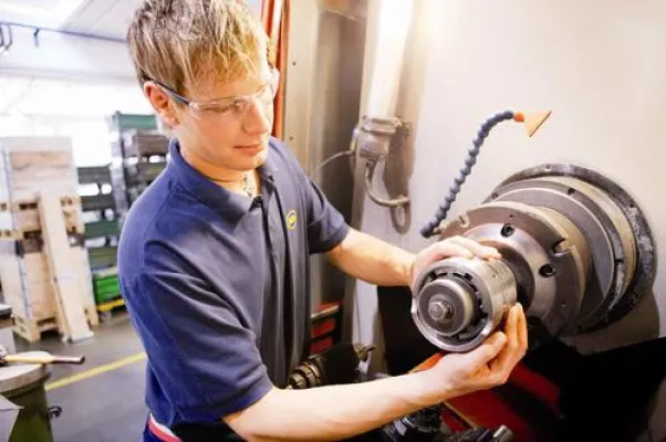 Bild: Miba AG setzt beim Einkaufscontrolling auf SoftconCIS