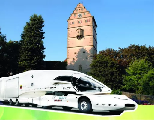 Bild: Die 1. Bayerische Modellstadt Bad Neustadt lädt am 25./26. April zur 5. Fahrzeugschau Elektromobilität ein