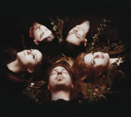 Dunkelschön ist Folkrock vom Feinsten – Neu auf GOODEAR Bild: Dunkelschön ist Folkrock vom Feinsten – Neu auf GOODEAR