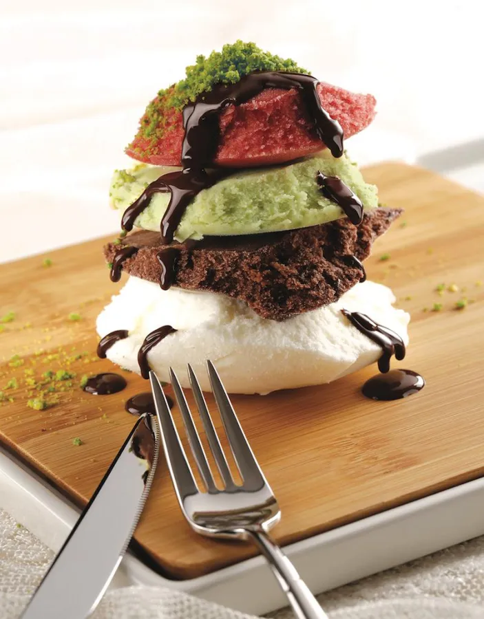 MADO ICE CREAM - Geschichtetes Eis