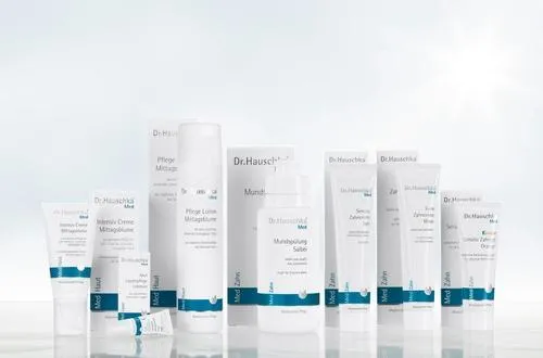 Bild: Neu: Dr.Hauschka Med – medizinische Pflege mit den Wirkkräften der Natur