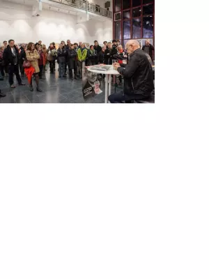 Günter Wallraff - Aufruf zu Spenden für CASA COLONIA anläßlich Benefiz-Kunstausstellung im CAMPI-VOLKSBÜHNE Bild: Günter Wallraff - Aufruf zu Spenden für CASA COLONIA anläßlich Benefiz-Kunstausstellung im CAMPI-VOLKSBÜHNE