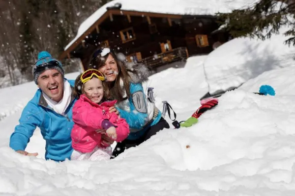 Bild: Winterbunter Urlaubsspaß
