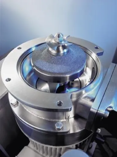 Romaco FrymaKoruma auf der Anuga FoodTec 2009 - Mahl- und Vakuumprozesstechnik nach dem Rotor-Stator-Prinzip Bild: Romaco FrymaKoruma auf der Anuga FoodTec 2009 - Mahl- und Vakuumprozesstechnik nach dem Rotor-Stator-Prinzip