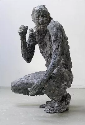 Bild: Kunsthandel Karger: Sarah Esser – Sculpture im Kabinett des showrooms im stilwerk Berlin